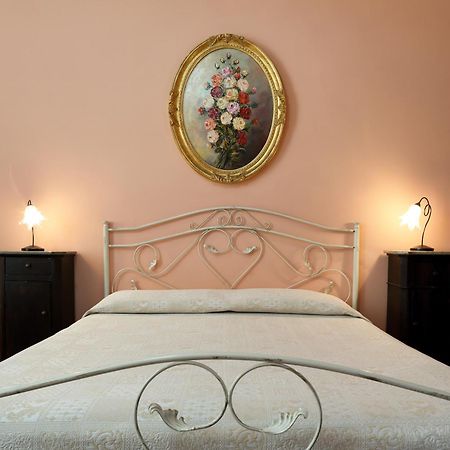B&B Dimora Muzio And Restaurant Gallipoli Ruang foto