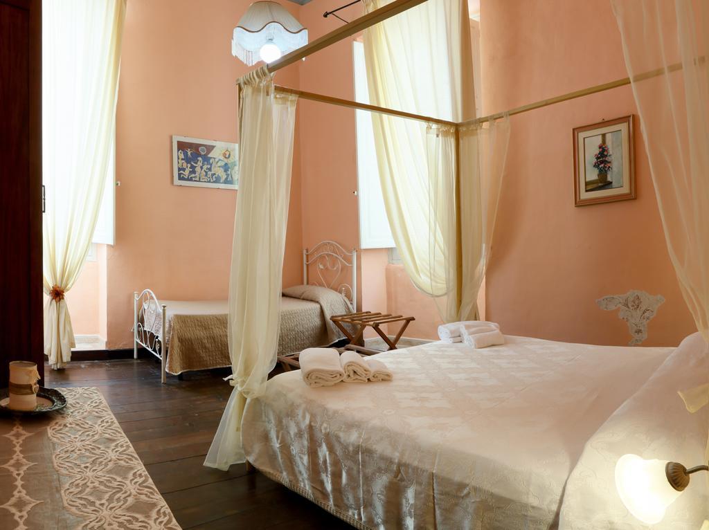 B&B Dimora Muzio And Restaurant Gallipoli Bagian luar foto
